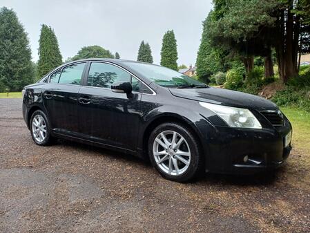 TOYOTA AVENSIS 1.8 V-Matic TR