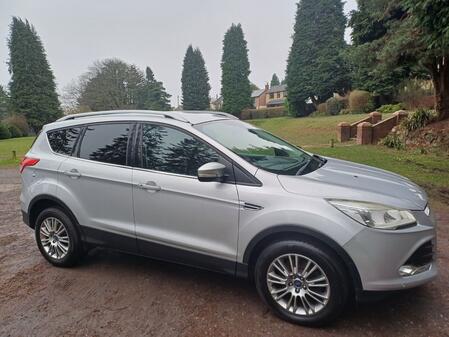 FORD KUGA 2.0 TDCi Titanium